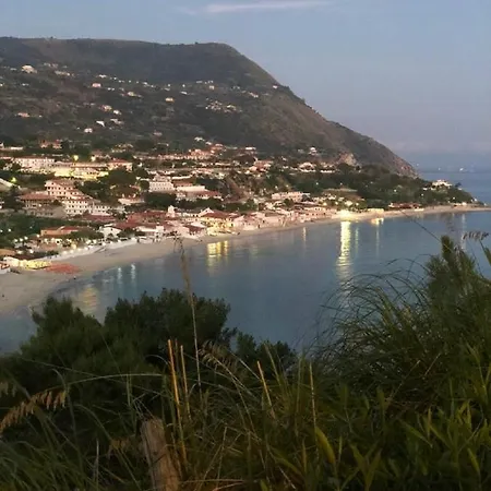 B&B Le Terrazze Capo Vaticano 산타마리아